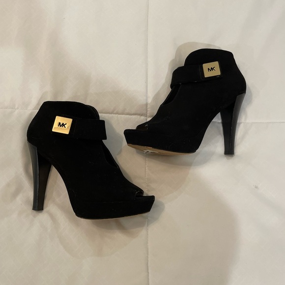 Michael Kors Shoes - Black Michael Kohl’s Peep Toe Anke Boot Heels